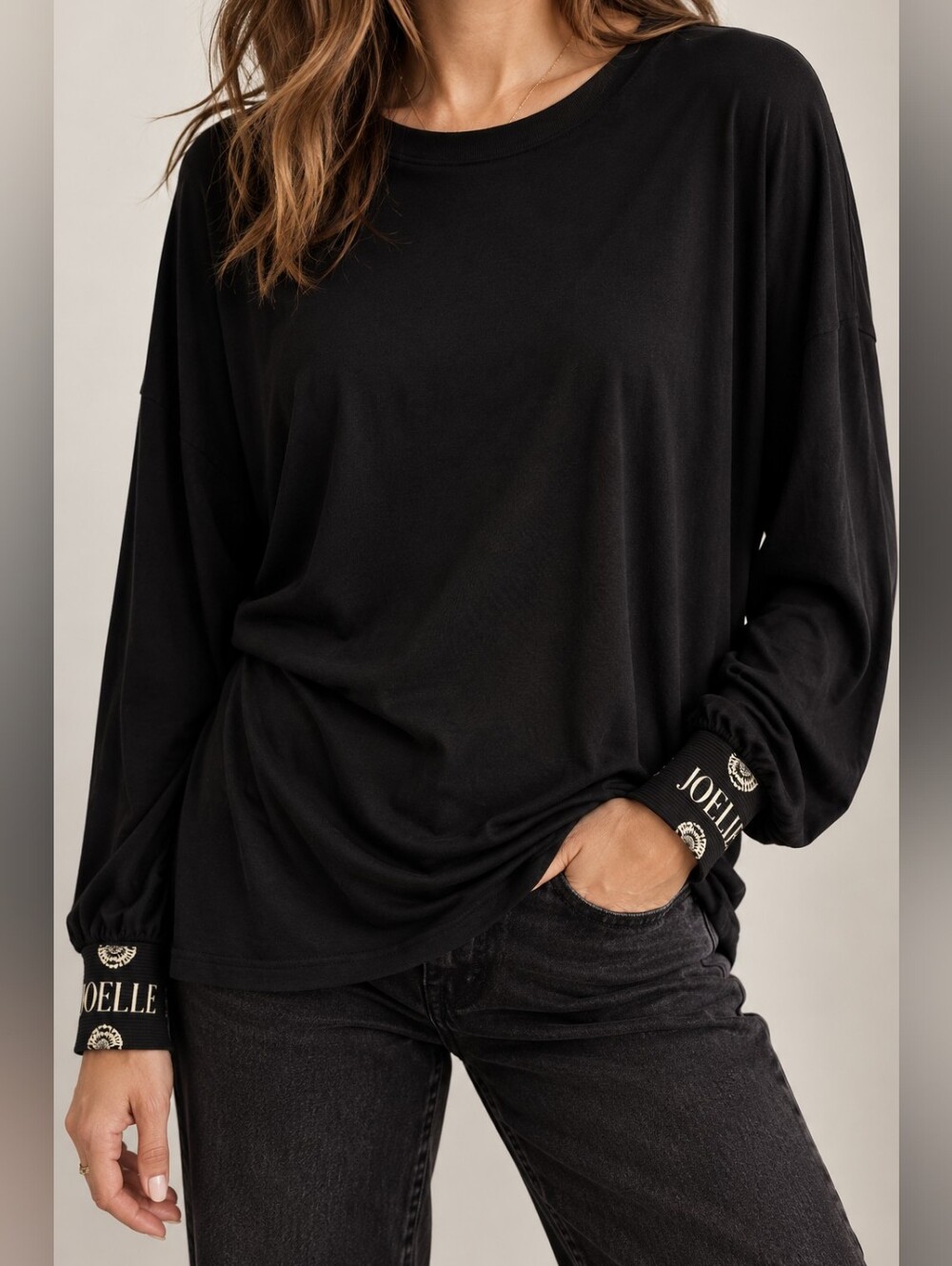 JOELLE Women’s Black Oversized Long Sleeve Top with Logo Cuffs – XL